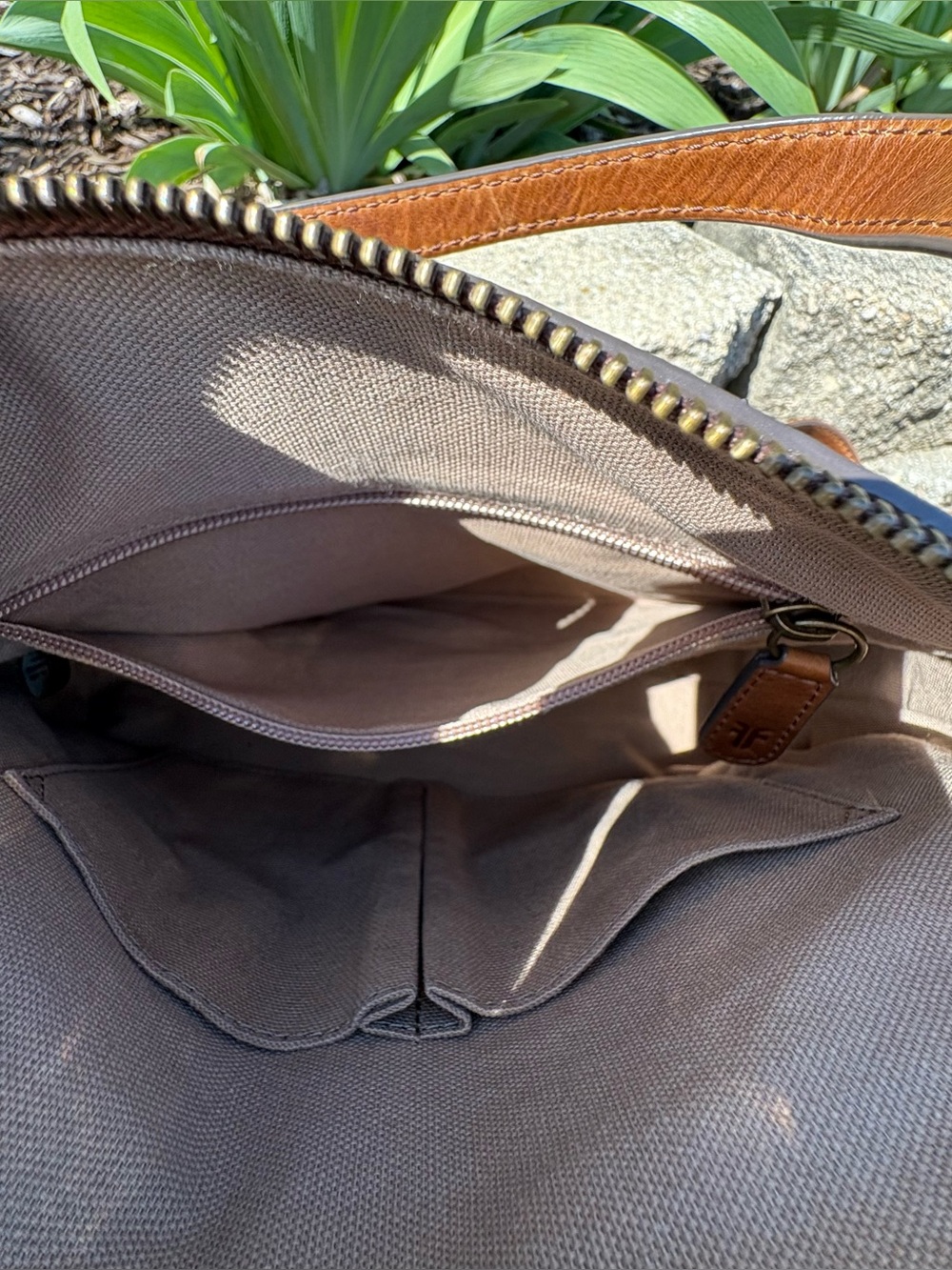 ☀️Frye Melissa Small Tote/ Crossbody☀️ - Picture 5 of 11